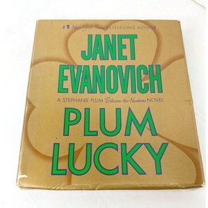 A Between the Numbers Novel Ser.: Plum Lucky : A Stephanie Plum Between the...